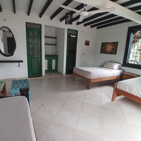 Hostal Portal Del Sol Капургана Екстер'єр фото